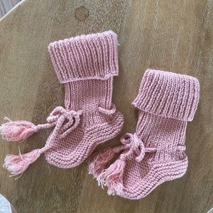 KATE QUINN ORGANICS| with love from Africa booties